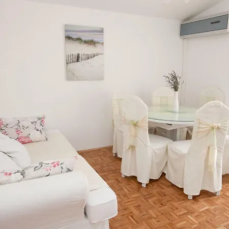 Apartments Marija Vir Exterior photo